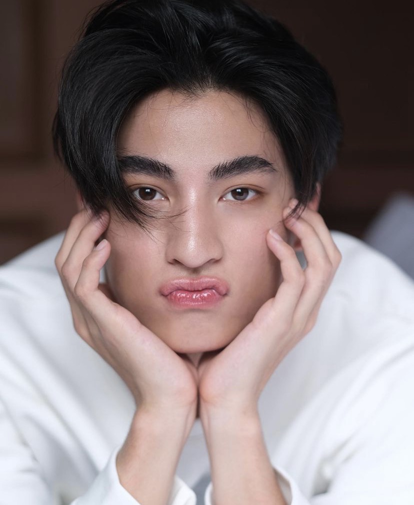 Көлік жүргізу кезінде порно мастурбация